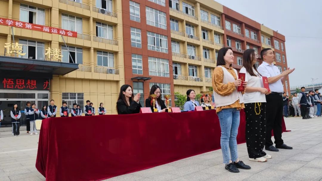 1653299297142363.jpg 2.jpg